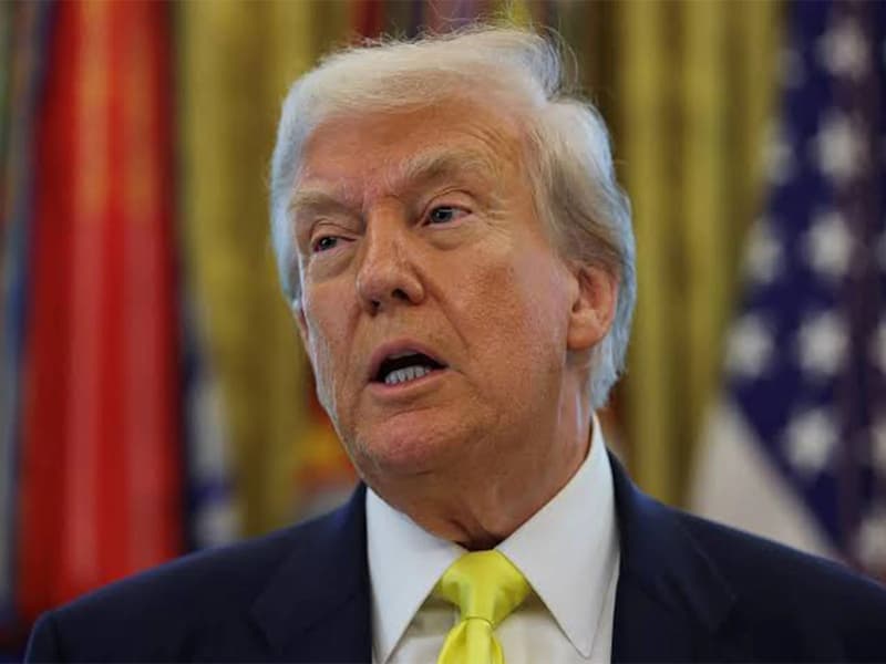 Donald Trump का दावा: flydubai के को-पायलट का ईरान से हो सकता है संबंध