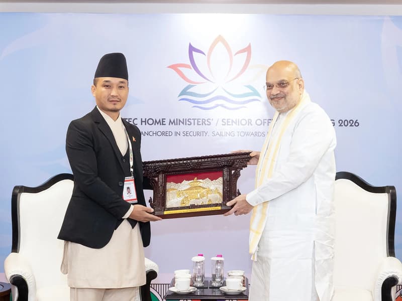 नई दिल्ली में अमित शाह नेपाल के गृह मंत्री सुधन गुरुंग से मिले