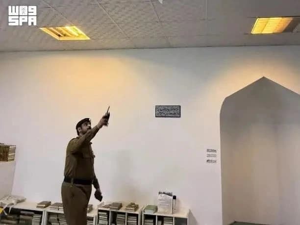 अहद रफिदाह में गिरा हाउती मिसाइल का मलबा, एक एशियाई नागरिक घायल