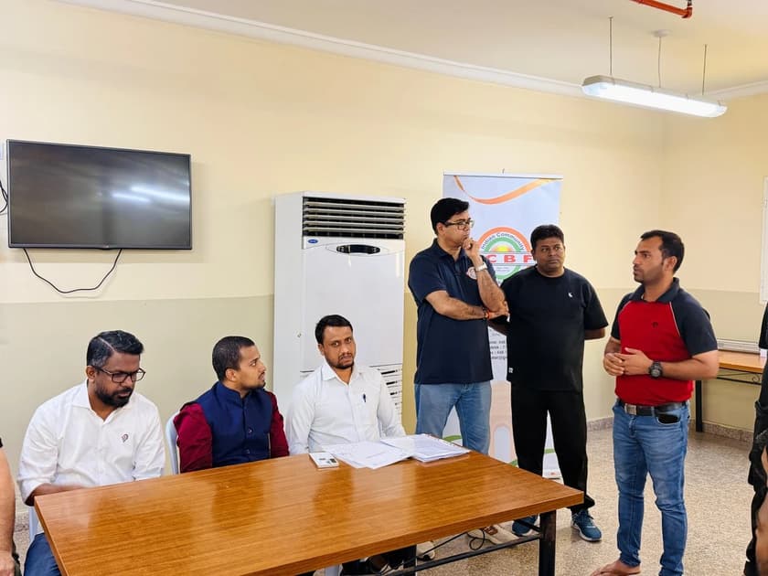 भारतीय दूतावास ने दोहा में EMCO कैंप के श्रमिकों की सुनीं समस्याएं