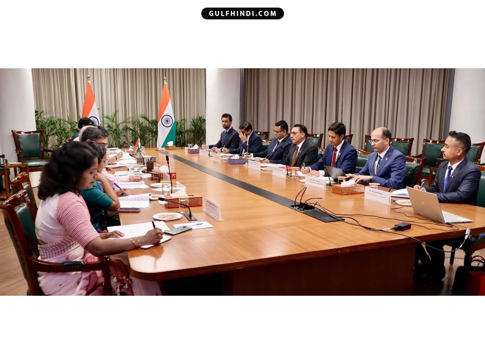 भारत ने नेपाल के बाढ़ पीड़ितों की मदद के लिए बढ़ाया हाथ, वित्त मंत्री ने की मुलाकात.