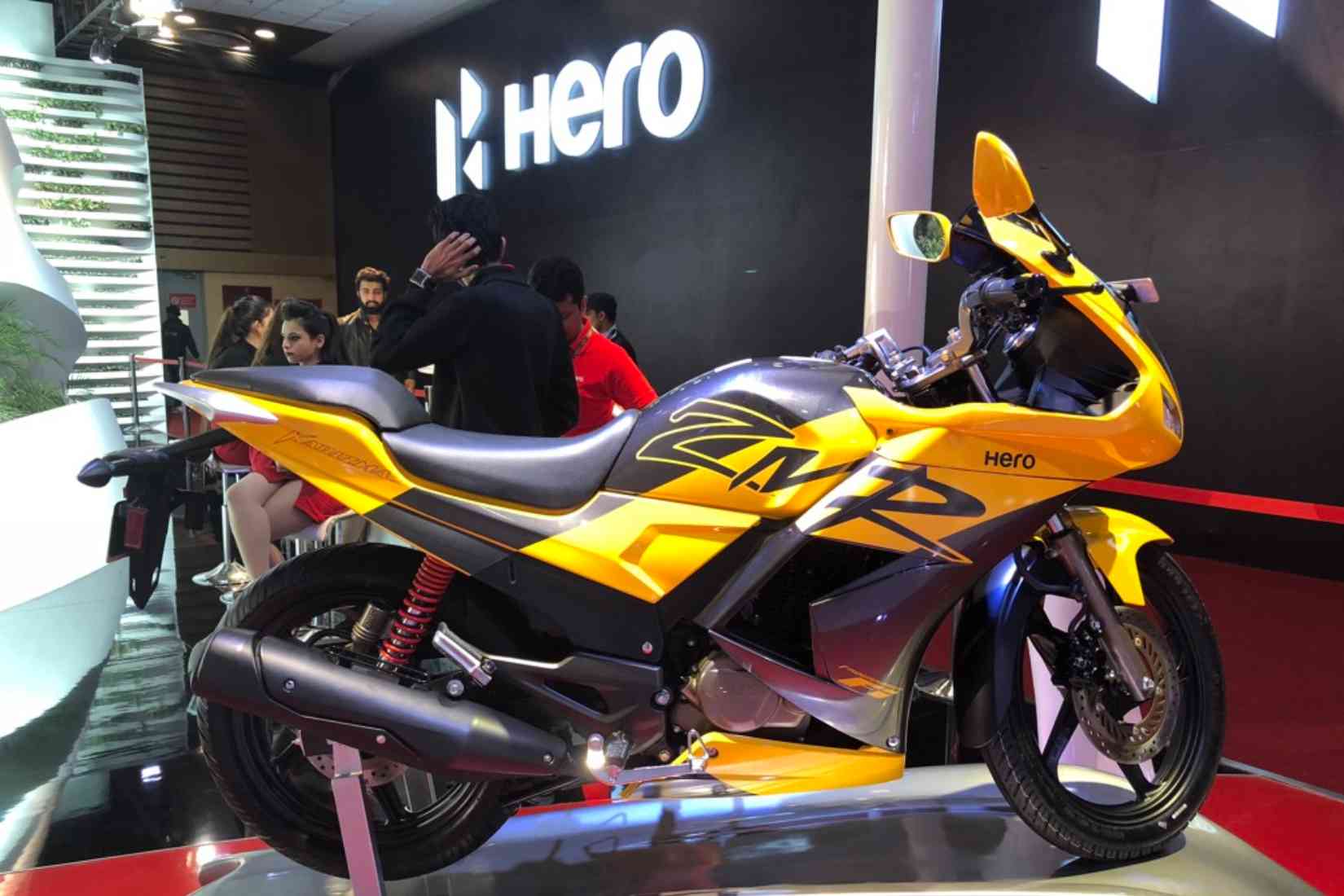 hero karizma