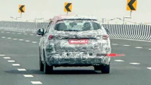 Honda mid-size SUV rear