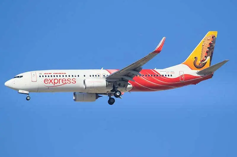 Air India के विमानों की डेनमार्क और यूएई में करानी पड़ी लैंडिंग, यात्रियों को ही देरी